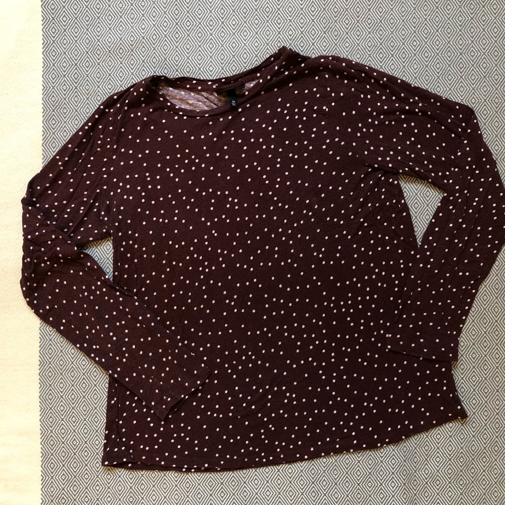 burgundy polka dot who what wear tee